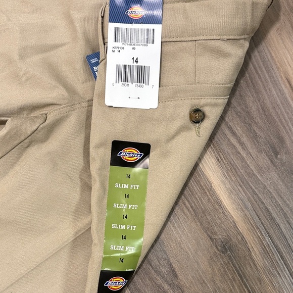 Dickies Men's Khaki Flat Front Shorts - Picture 2 of 5